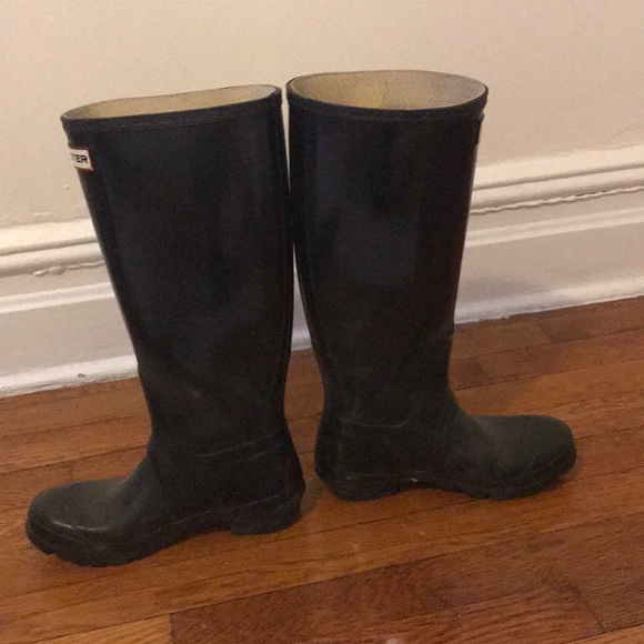 Hunter Tall Glossy Rainboots Size 6 Plus Socks - Picture 5 of 9